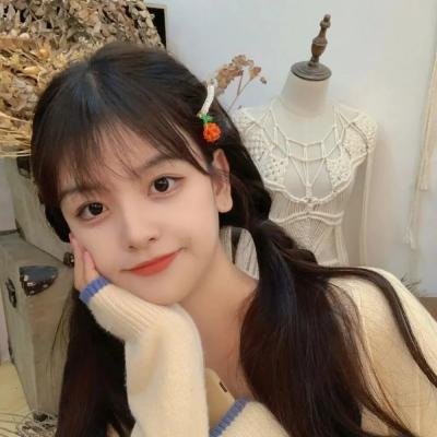 穿到对手身上我被迫营业